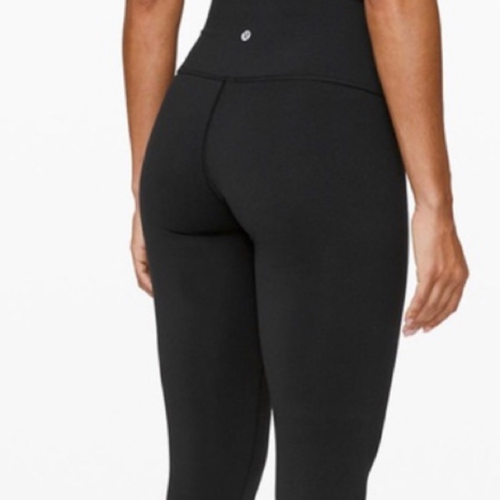 LULULEMON wunder under